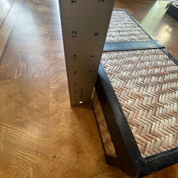 Decorative Wicker & Black Box! - Picture 4 of 8